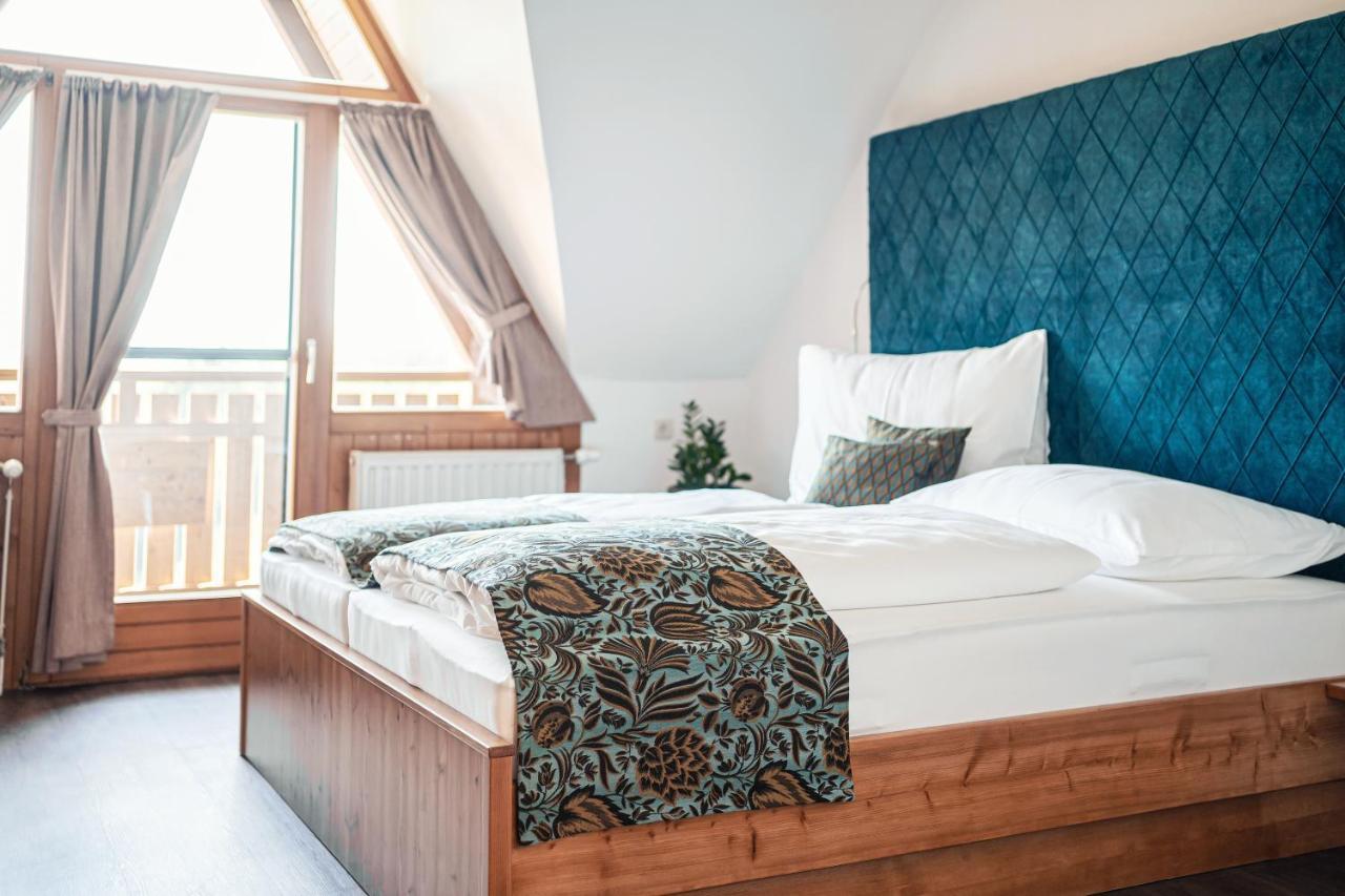 Kollerwirt Hotel Kapfenstein ภายนอก รูปภาพ
