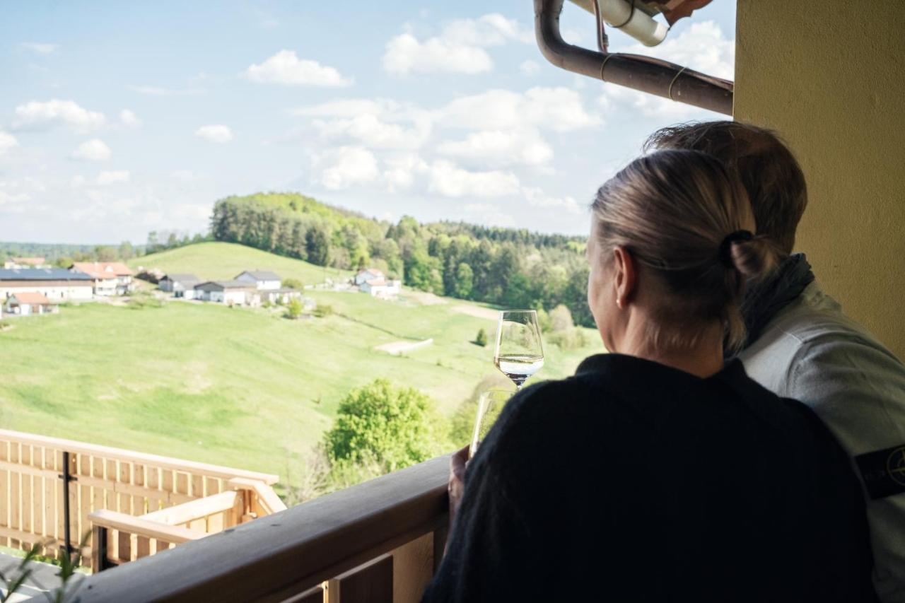 Kollerwirt Hotel Kapfenstein ภายนอก รูปภาพ